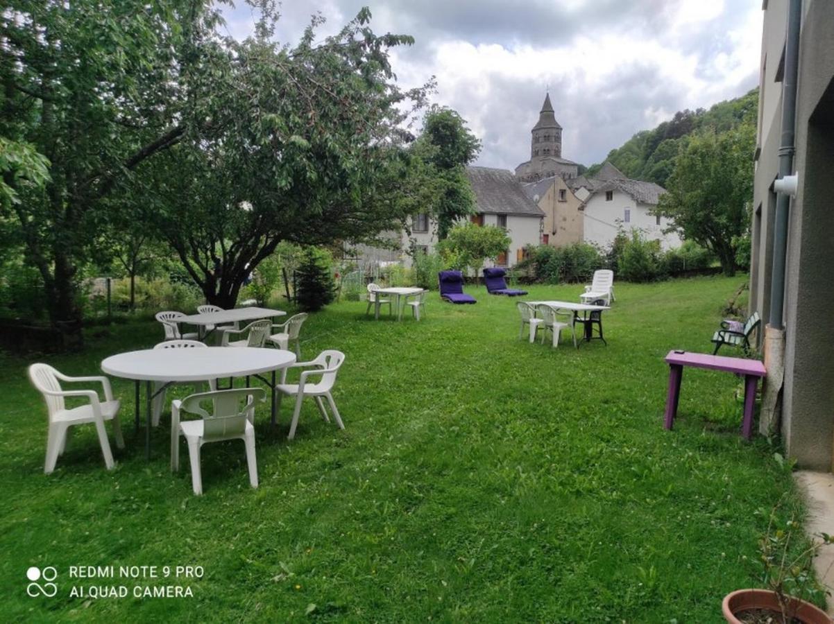 Tulipe, Appartement 5 Personnes, Entre Sancy Et Volcans D'Auvergne Orcival Eksteriør bilde